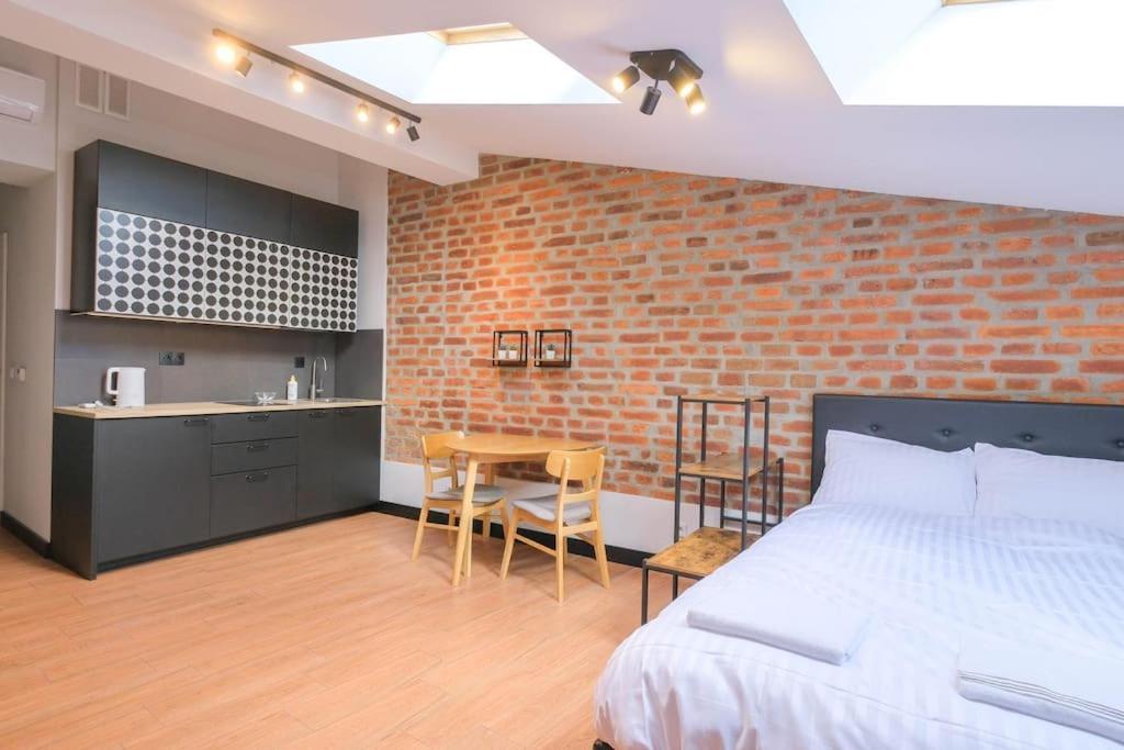 Strzelecka Old City Apartment คราคูฟ ภายนอก รูปภาพ