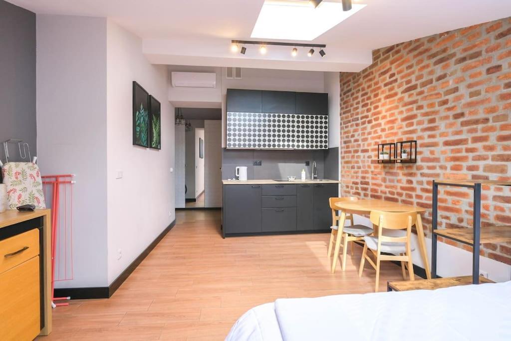 Strzelecka Old City Apartment คราคูฟ ภายนอก รูปภาพ